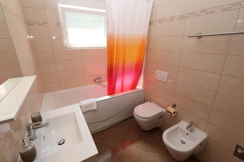 Guesthouse Medulin Buitenkant foto